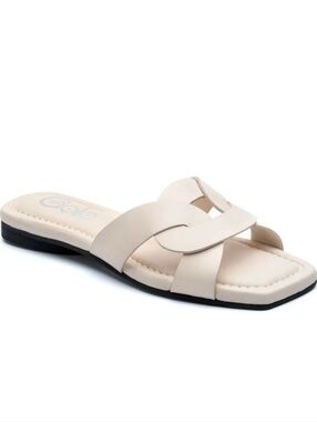 🆕 🌹 Golo Cheerio Slide Sandal, Size 6.5 Off white (retail $129.00)